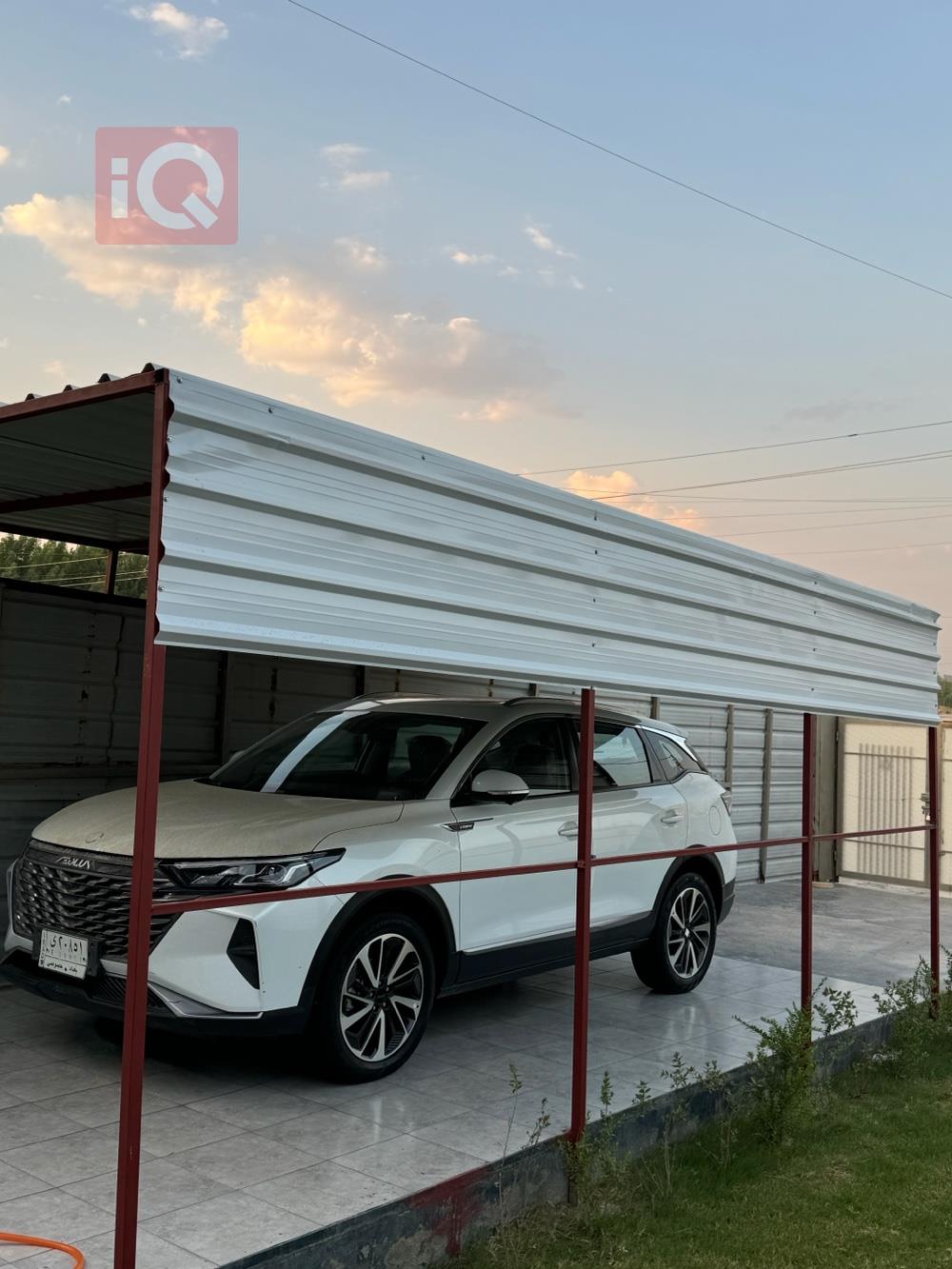 دۆنگ فینگ AX7